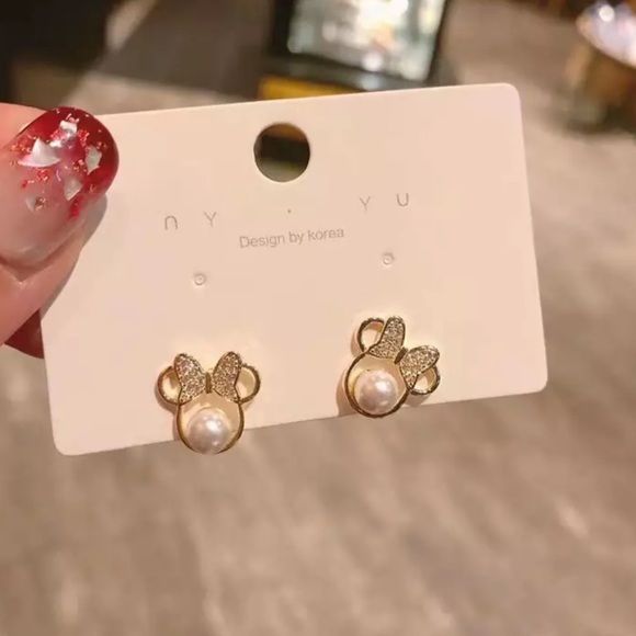 MINNIE PEARL Crystal STUD  Earrings With Gift Bag - Picture 5 of 6